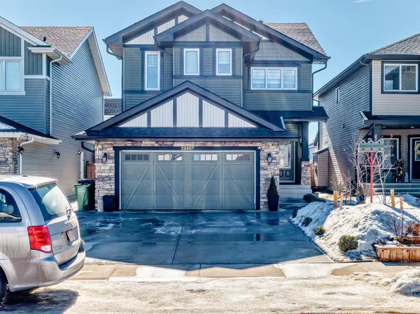 22407 99th Ave NW, Edmonton, AB T5T 7C2