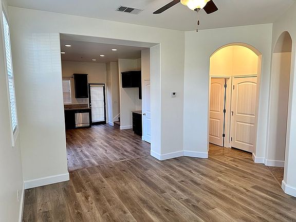 2nd image of 1401 Monicas Garden Pl
