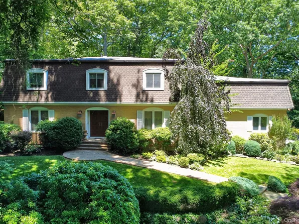 44 Koenig Drive, Oyster Bay Cove, NY 11771