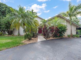 7524 SW 78th Ter, Miami, FL 33143