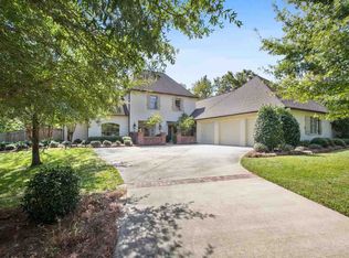 130 Summer Lake Dr, Ridgeland, MS 39157