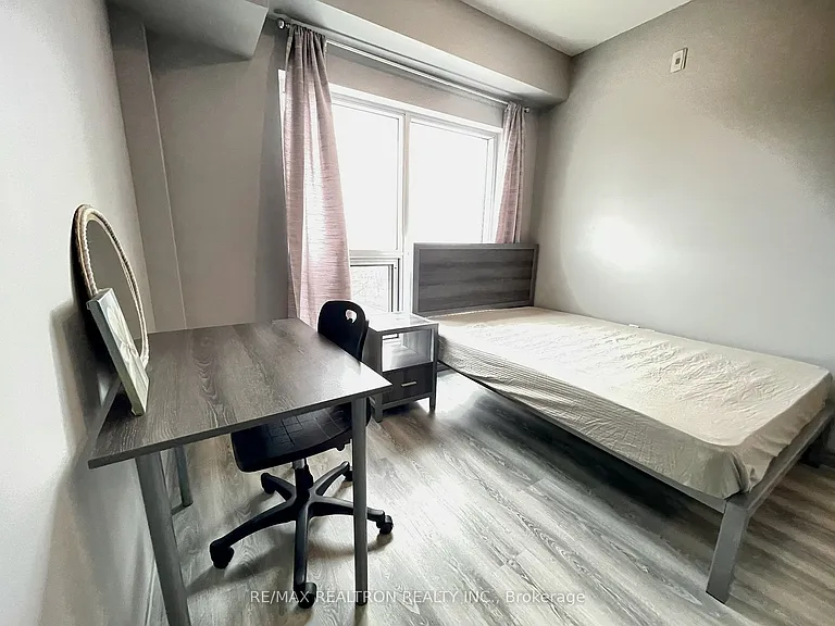 275 Larch St #B302 — Photo 18