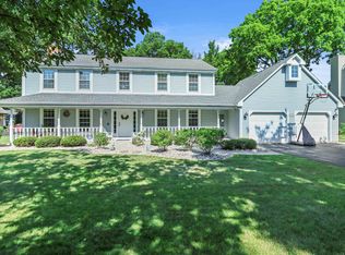 2086 Regal Oaks Ct, Beloit, WI 53511