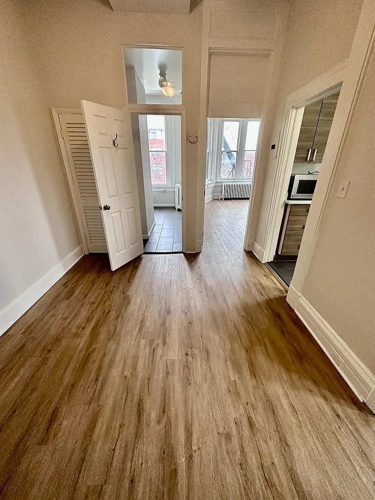 Building Photo - 1601 Park Ave #2