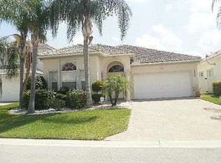 3020 Calle Valencia, West Palm Beach, FL 33409