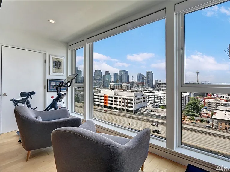 400 Melrose Ave E #506 — Photo 15