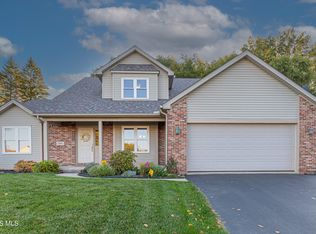 1845 Winesap Dr, Holland, OH 43528