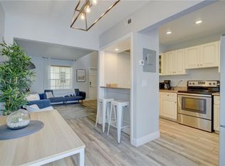 2708 NE 14th Street Cswy APT 5, Pompano Beach, FL 33062