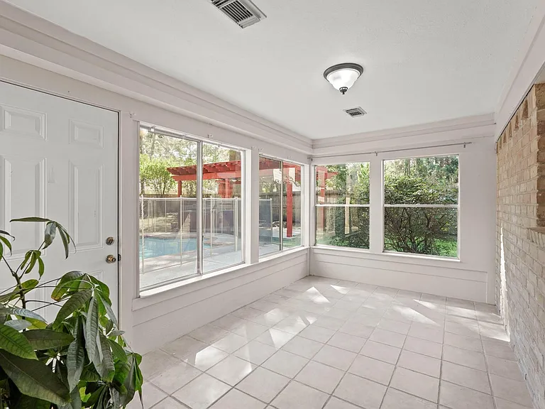 12903 Wincrest Ct — Photo 25