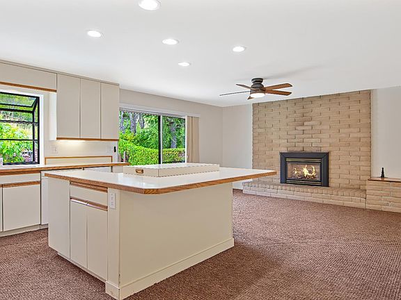 4th image of 854 Butternut Drive
