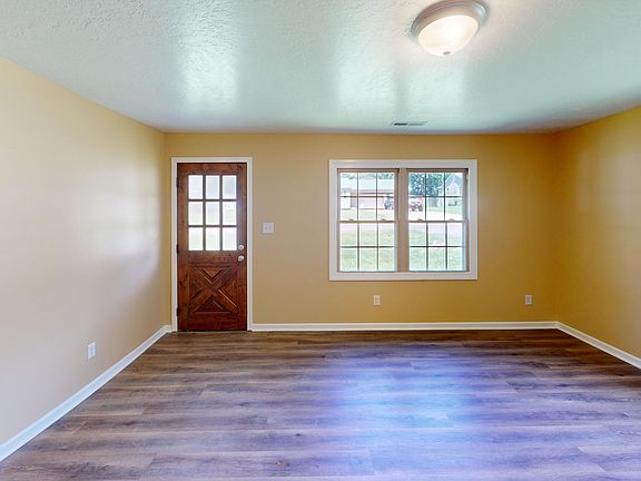 2nd image of 1608 Speedway Ave
