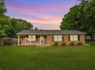 3602 Edgefield Rd, Greensboro, NC 27409