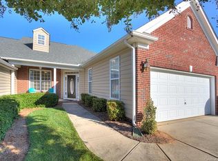 3261 Sapphire Ln, Fort Mill, SC 29708