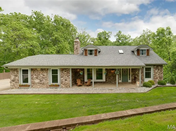 458 Old Colony Rd, Defiance, MO 63341