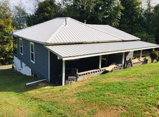 5 4th St, Grafton, WV 26354