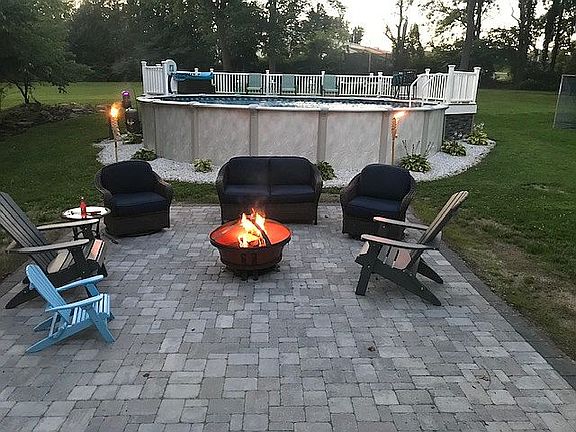 5th image of 4445 Middle Settlement Rd