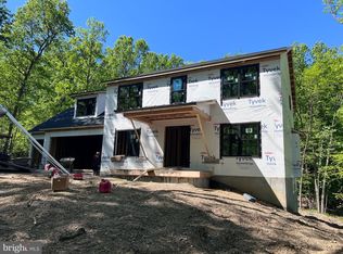 1163 Kuhn Rd, Boiling Springs, PA 17007