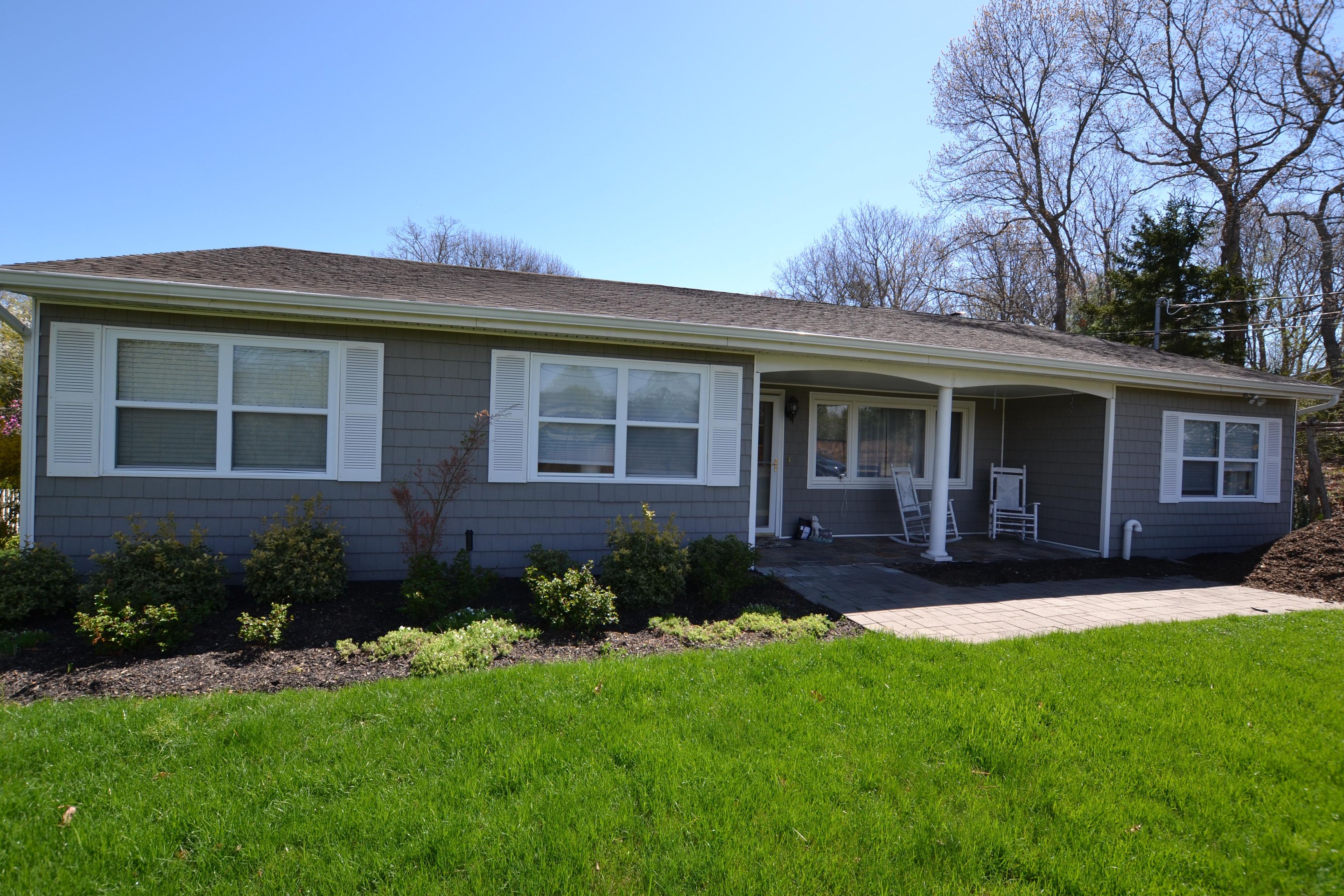 43 Locust Ave, East Moriches, NY 11940 Out East