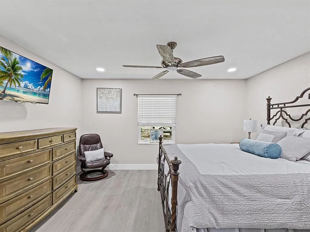 1 bed, 1.0 bath, 760 sqft, $1,800 — Photo 4