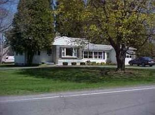 110 Van Buren Rd, Glenville, NY 12302