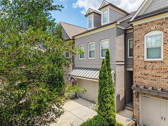 2nd image of 1011 Milhaven Dr