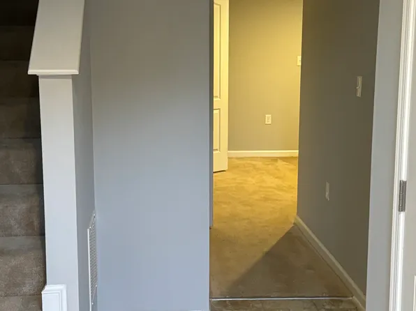 101 Kinkade Ct, Martinsburg, WV 25403