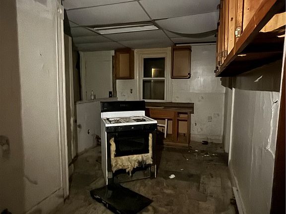 4th image of 73 2nd St