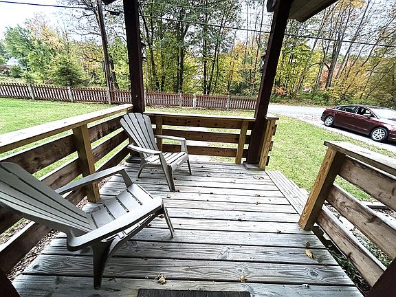 5th image of 456 Sheldrake Rd