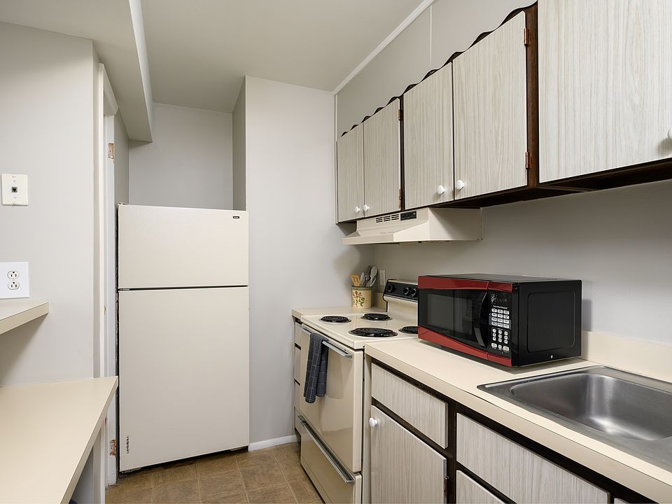 1st image of 5597-2B Heritage Court Dr #55973B