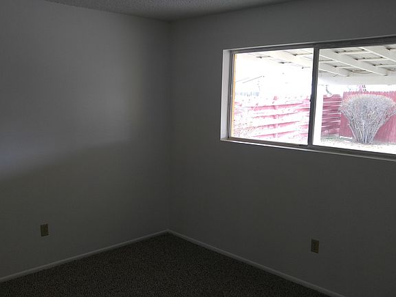 5th image of 204 Encanto Dr