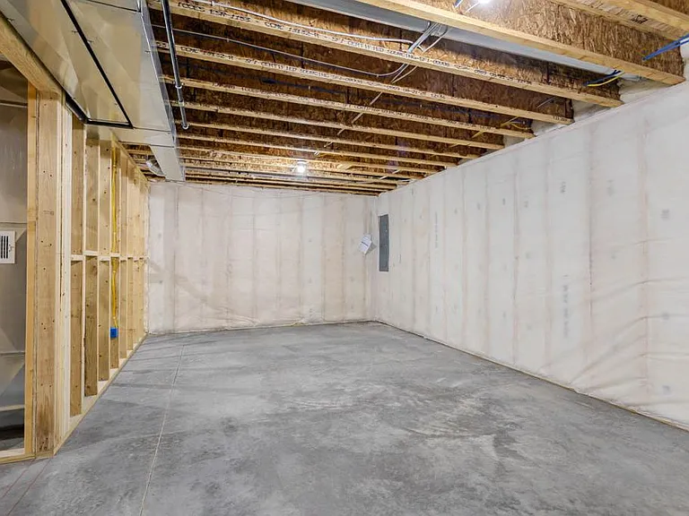 3504 Green Pastures Ln — Photo 44