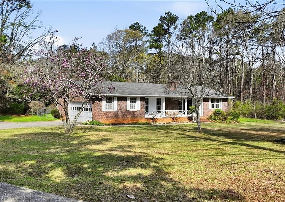 1st image of 2401 Ebenezer Rd SE