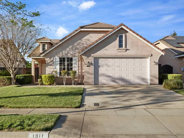 1911 Lexington Dr, Lodi, CA 95242