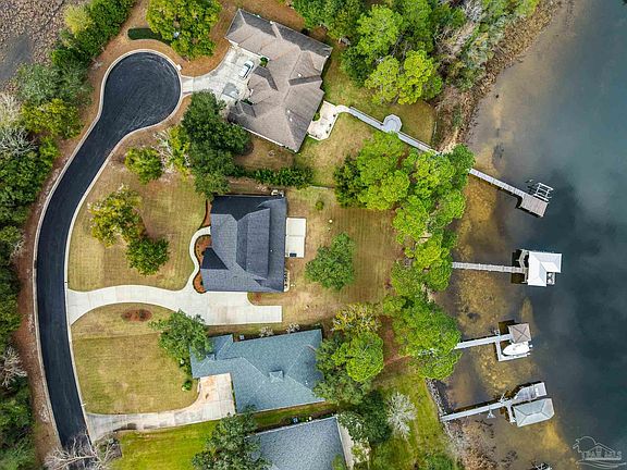 4th image of 3940 Plantation Cove Ct