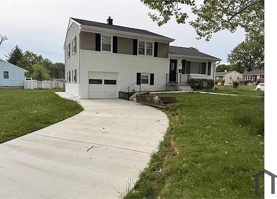 8512 Fieldway Dr — Photo 1