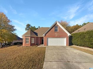 508 Waterford Highlands Ct, Calera, AL 35040