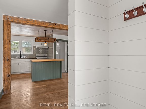 4th image of 2159 Bur Brook Rd