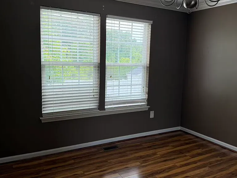 7726 Heathers Ln — Photo 31