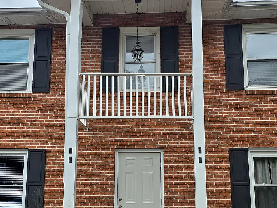 3620 Clemmons Rd #12