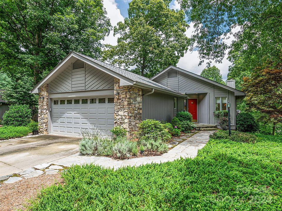 1st image of 2090 Golfside Ln