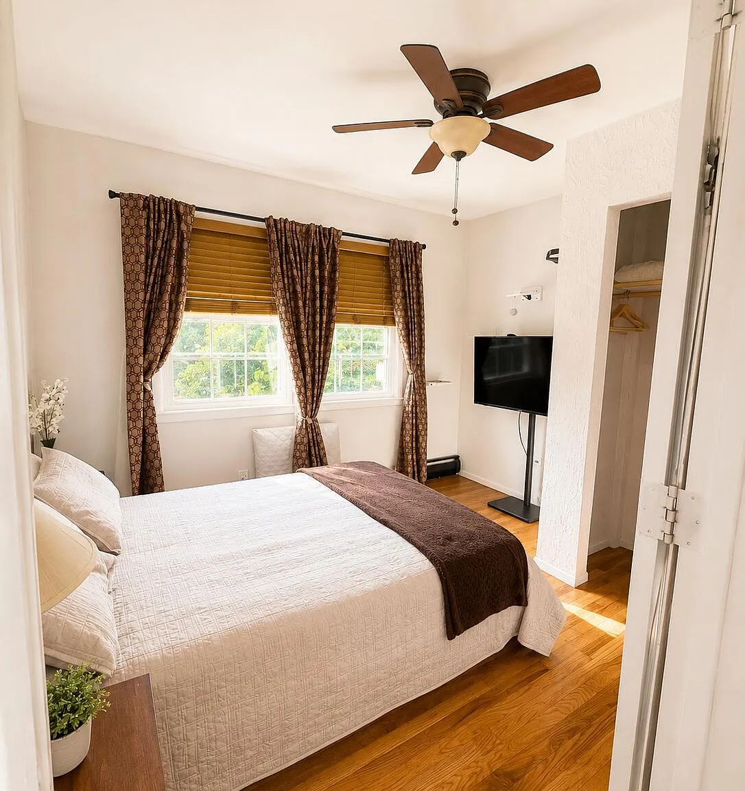364 Westwood Ave — Photo 3