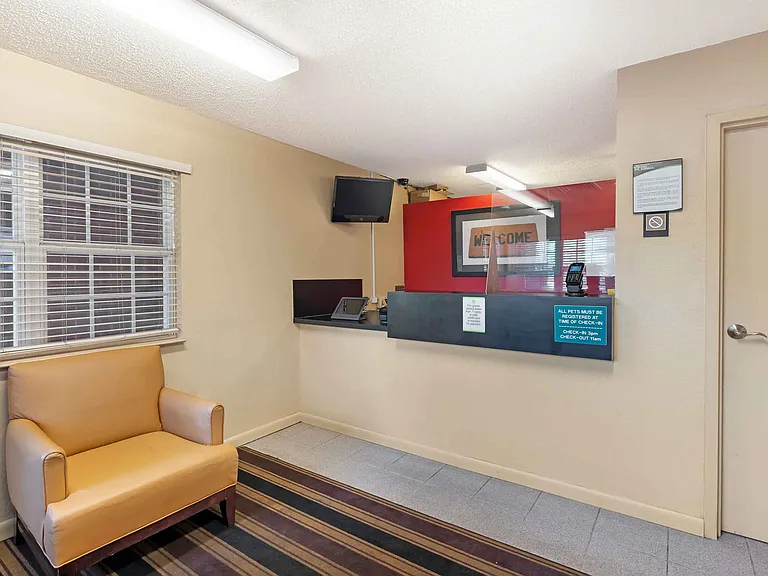 Lobby and Guest Check-in