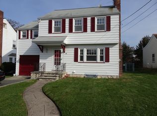 36 Greendale Rd, Clifton, NJ 07013
