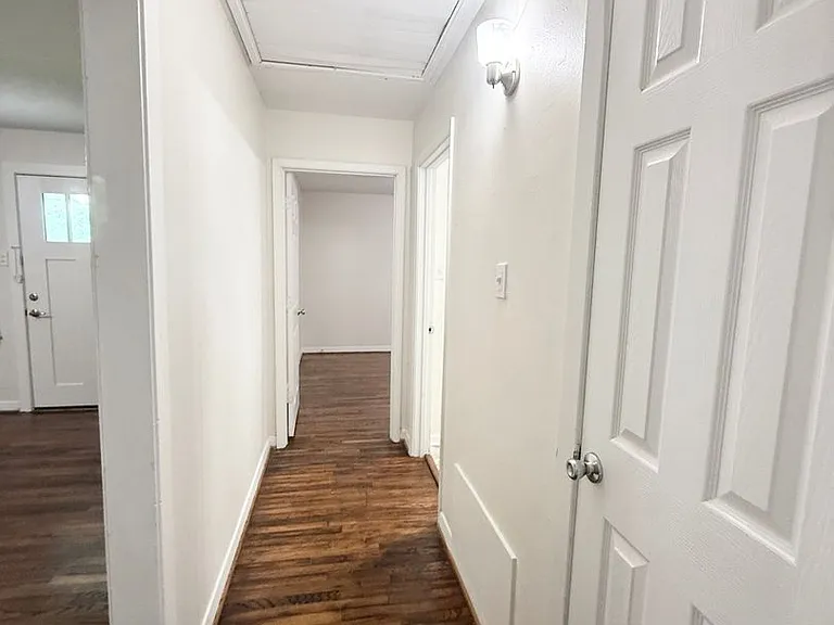 824 S Anderson St — Photo 10