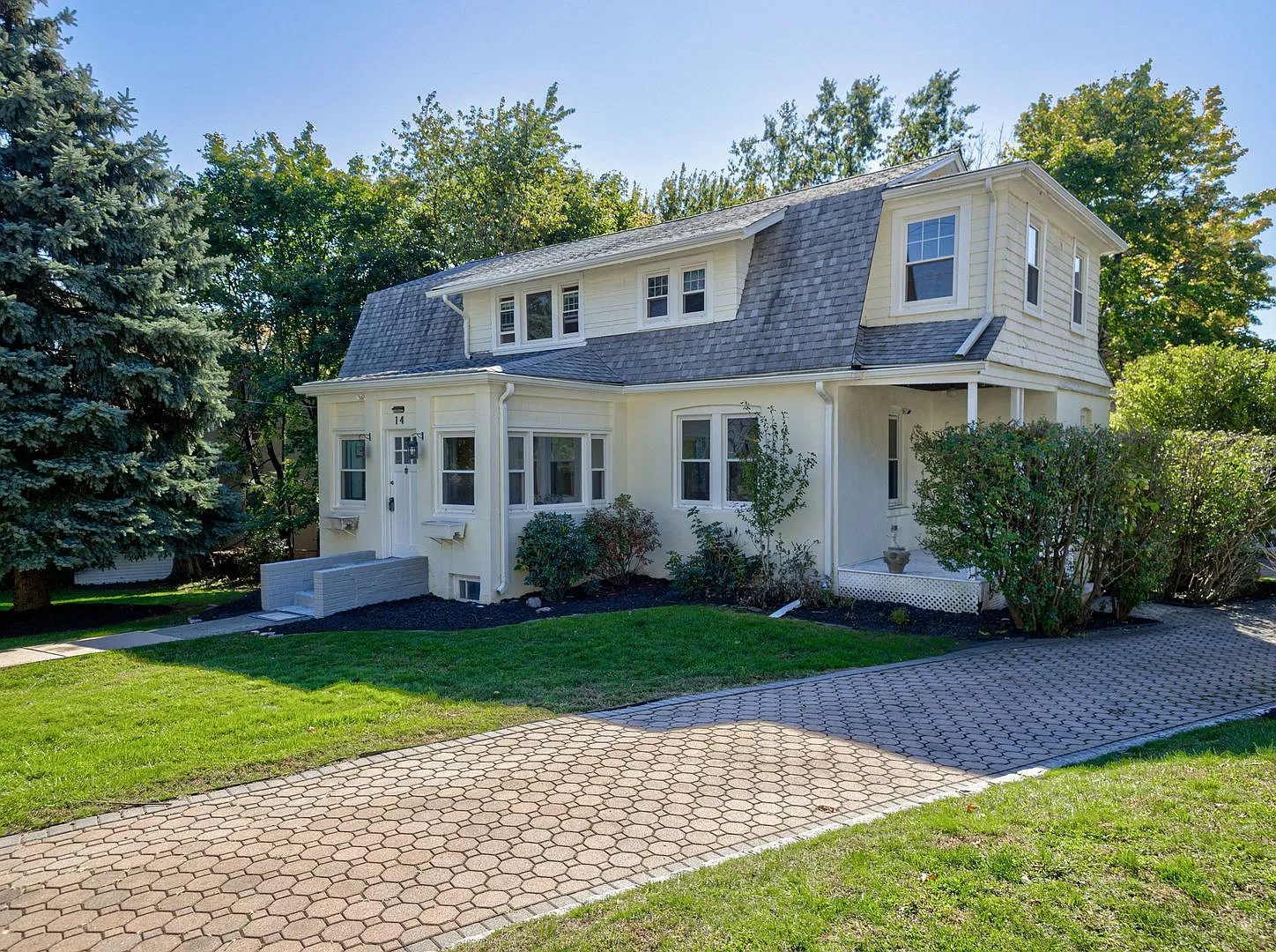 14 Winding Way — Photo 1