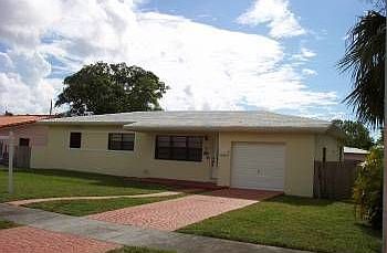 1st image of 380 NW 112th Ter