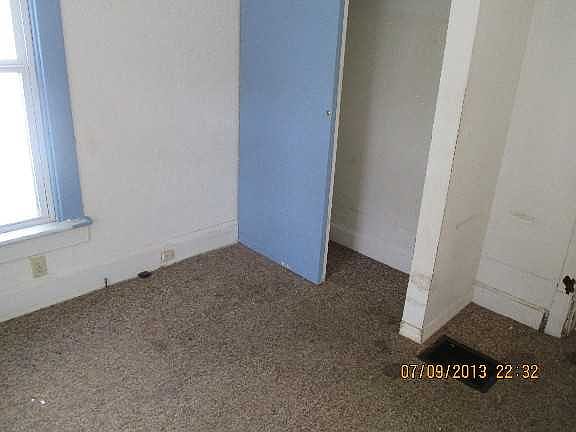 3rd image of 1342 Manchester Ave
