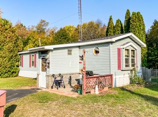 1460 Sleepy Hollow Rd, Amboy, IL 61310