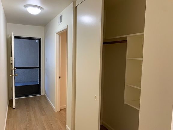 ENTRY HALLWAY CLOSET