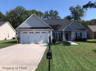 514 Hammond Farms Rd, Hope Mills, NC 28348